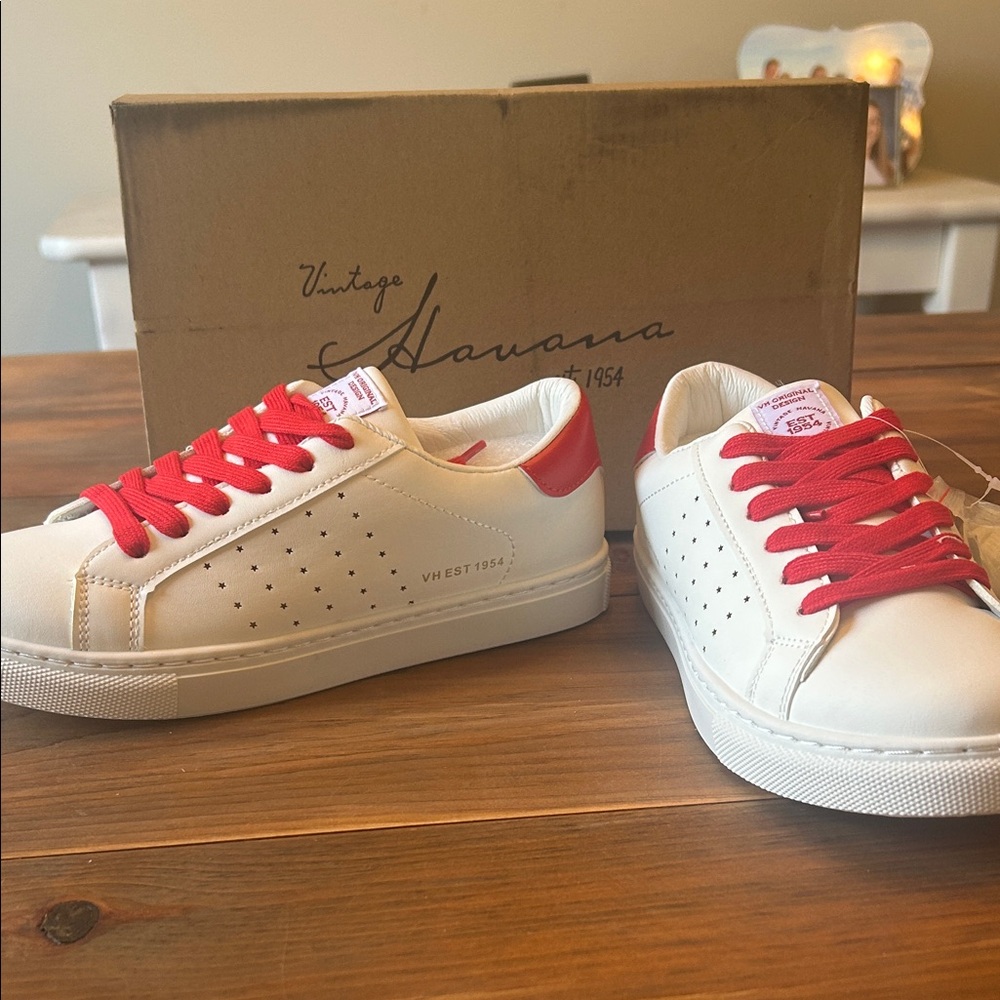 Vintage Havana Women's Cali White Leather Sneakers 7.5 NIB